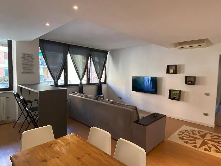 Roel Apartments Verona